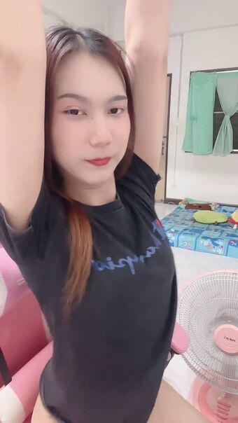 Mindmii Nahé Úniky OnlyFans Fotka 12