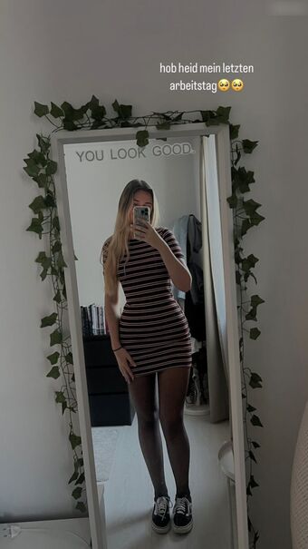 mischiidc Nahé Úniky OnlyFans Fotka 24