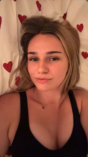 mischiidc Nahé Úniky OnlyFans Fotka 31