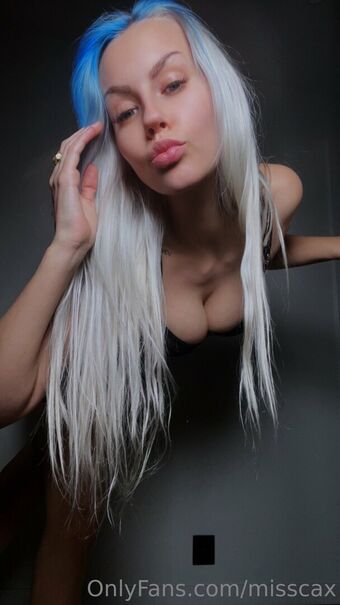 misscax Nahé Úniky OnlyFans Fotka 10