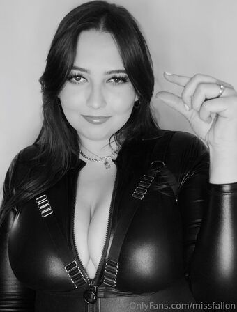 missfallon Nahé Úniky OnlyFans Fotka 14