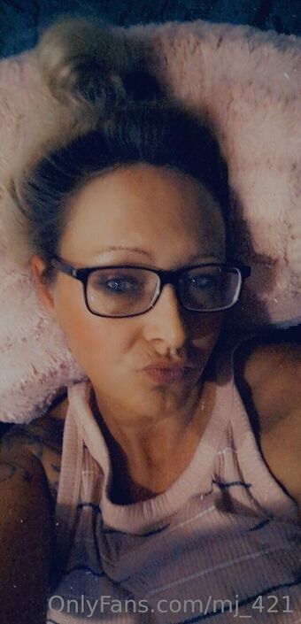 mj_421 Nahé Úniky OnlyFans Fotka 1