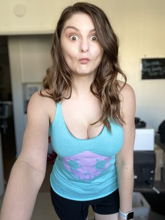 Molly Nahé Úniky OnlyFans Fotka 12