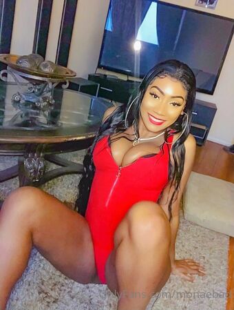 monaebad Nahé Úniky OnlyFans Fotka 10