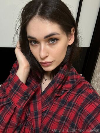 monicawolf