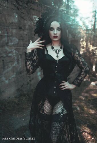 Monsa Isa Nahé Úniky OnlyFans Fotka 4