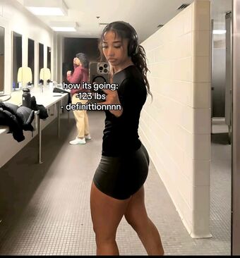 Mooga Nahé Úniky OnlyFans Fotka 3