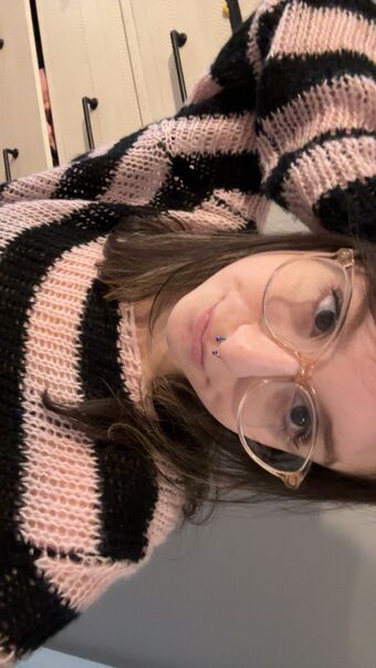 Morgee Nahé Úniky OnlyFans Fotka 18