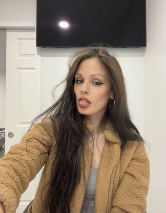mornings0da Nahé Úniky OnlyFans Fotka 2