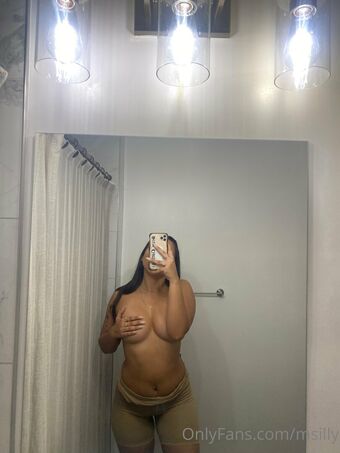 Msilly Nahé Úniky OnlyFans Fotka 9