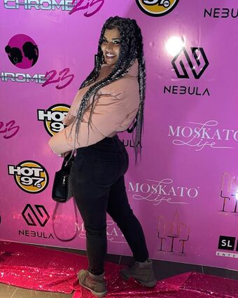 Myverse Nahé Úniky OnlyFans Fotka 15