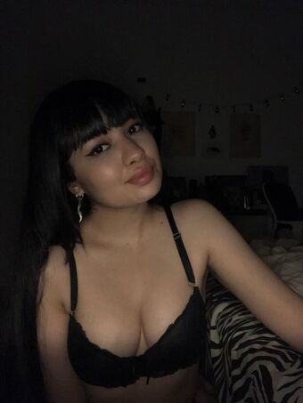 Naomieve
