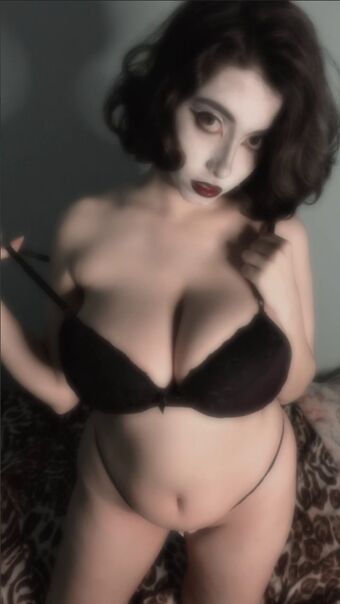 Nattasha Nyx Nahé Úniky OnlyFans Fotka 46