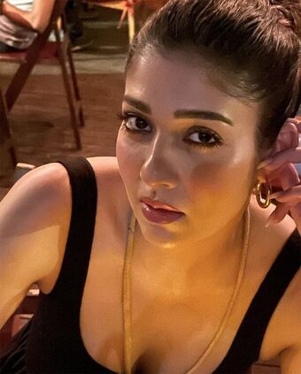 Nayanthara Nahé Úniky OnlyFans Fotka 15