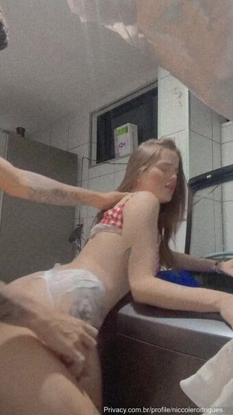 Nicole Rodrigues Nahé Úniky OnlyFans Fotka 4