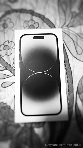 nicoleblue