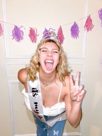 Nicolette Nahé Úniky OnlyFans Fotka 14