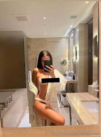 nikitayumm Nahé Úniky OnlyFans Fotka 5
