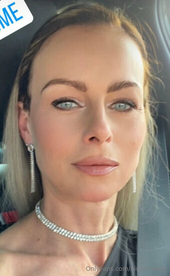 ninamueller Nahé Úniky OnlyFans Fotka 2