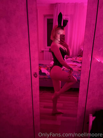 noellmoore Nahé Úniky OnlyFans Fotka 11