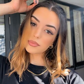 Noraexplore Nahé Úniky OnlyFans Fotka 1