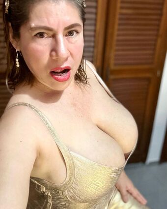 Normii Nahé Úniky OnlyFans Fotka 8