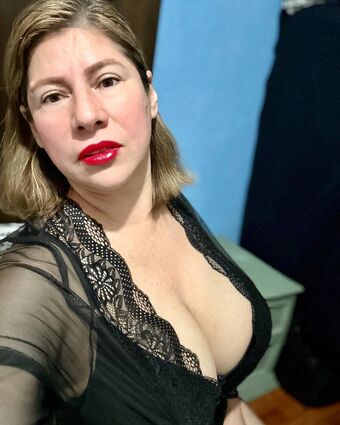 Normii Nahé Úniky OnlyFans Fotka 14