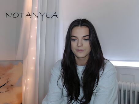 Notanyla Nahé Úniky OnlyFans Fotka 15