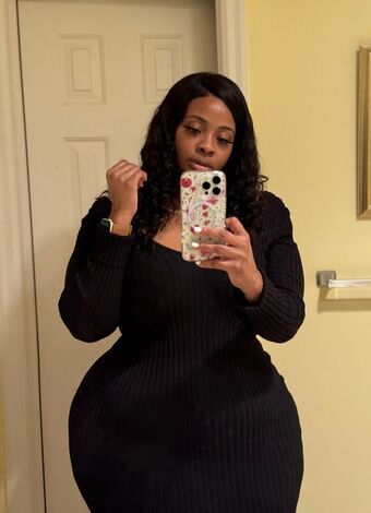 NotSoThick Nahé Úniky OnlyFans Fotka 9