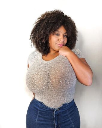 Nylagreen Nahé Úniky OnlyFans Fotka 2