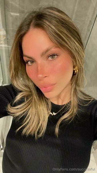 omalia Nahé Úniky OnlyFans Fotka 4