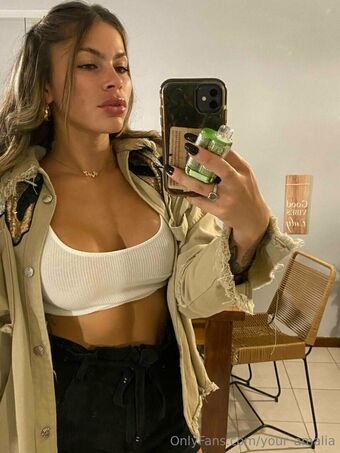 omalia Nahé Úniky OnlyFans Fotka 11