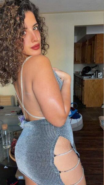 Oshi.az Nahé Úniky OnlyFans Fotka 8