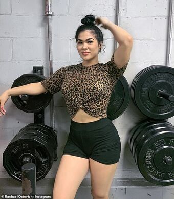 Ostovich Nahé Úniky OnlyFans Fotka 21
