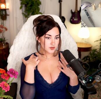 PalmBee Nahé Úniky OnlyFans Fotka 10