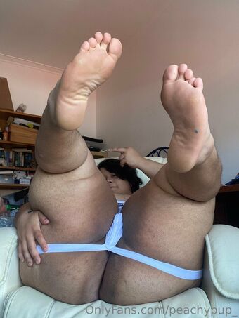 peachypup_ Nahé Úniky OnlyFans Fotka 16