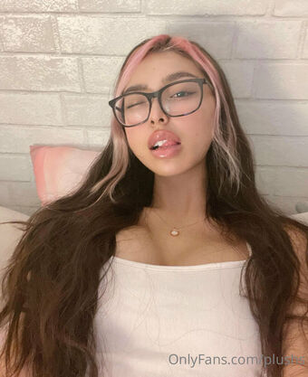 plushs Nahé Úniky OnlyFans Fotka 11