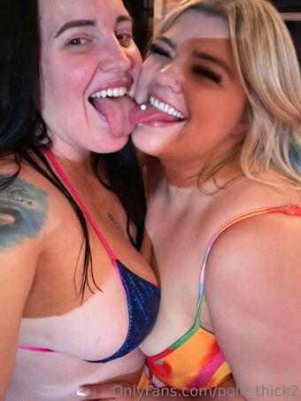 pole_thick2 Nahé Úniky OnlyFans Fotka 13