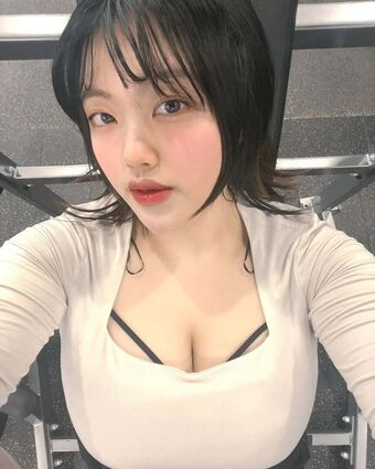 Prisearl Nahé Úniky OnlyFans Fotka 15