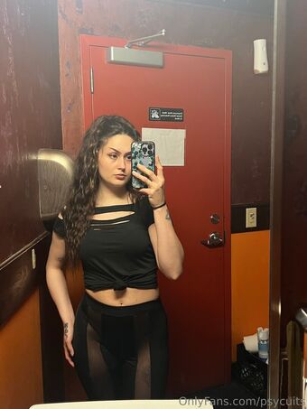 psycuits Nahé Úniky OnlyFans Fotka 19
