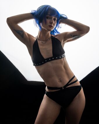 PunkModel Nahé Úniky OnlyFans Fotka 11