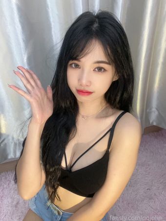 qqjolin_ Nahé Úniky OnlyFans Fotka 12