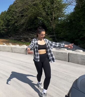 QueenB Nahé Úniky OnlyFans Fotka 17