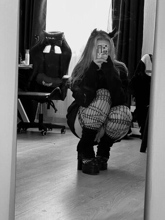 R1nari Nahé Úniky OnlyFans Fotka 189