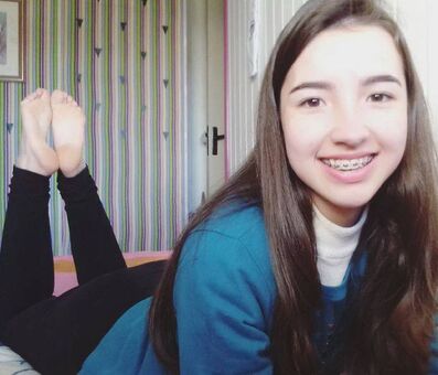 Rapha Feet Nahé Úniky OnlyFans Fotka 11