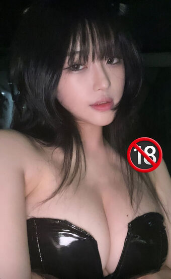 Rattybot Nahé Úniky OnlyFans Fotka 10