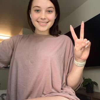 Rayerose Nahé Úniky OnlyFans Fotka 13