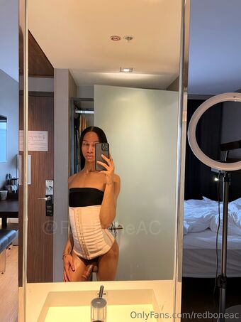 redboneac Nahé Úniky OnlyFans Fotka 19
