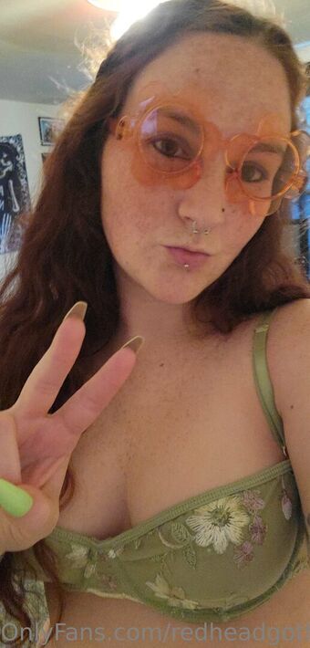 redheadgothwitch0730