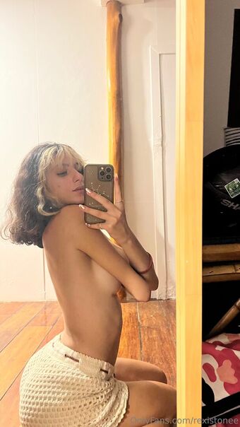 rexistonee Nahé Úniky OnlyFans Fotka 10
